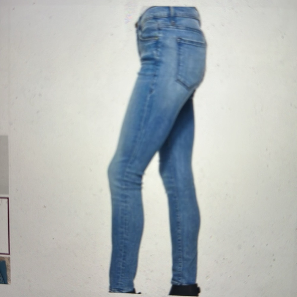 Frame Le Skinny De Jeanne Jeans